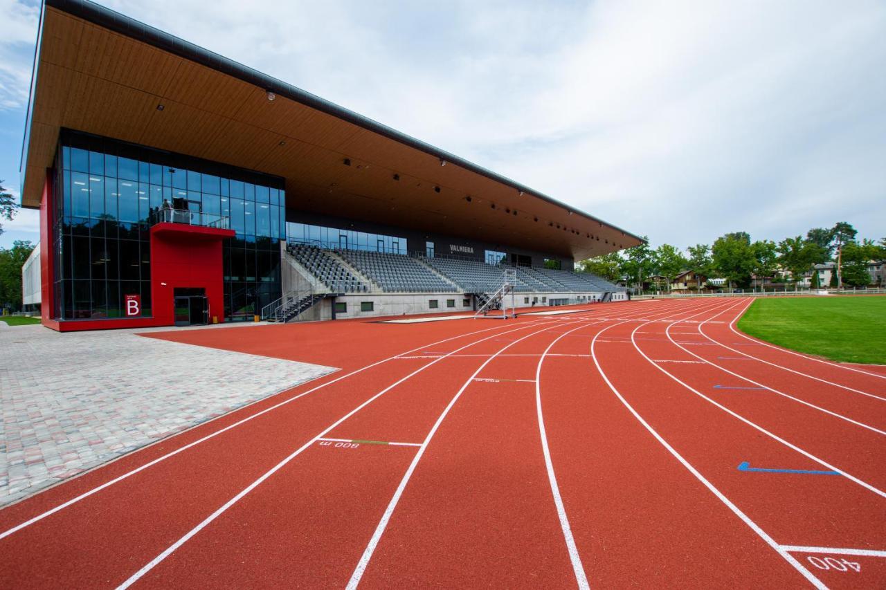 Stadium Hotel Valmiera Exterior photo